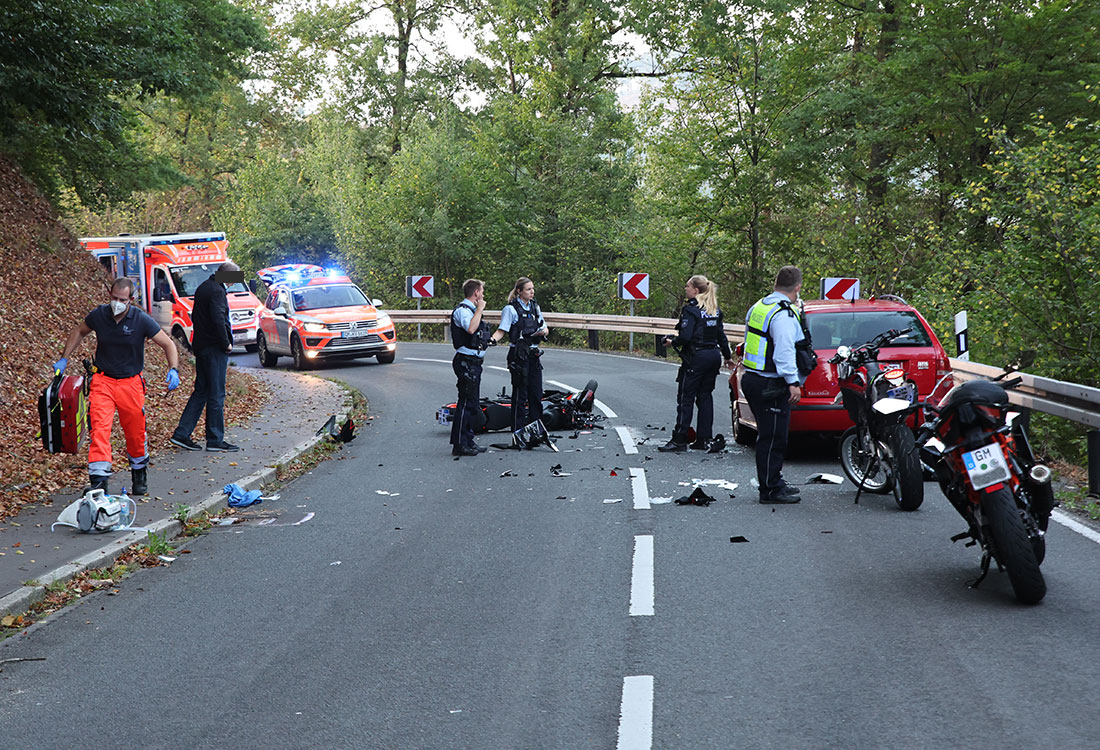 Zwei Schwerverletzte Bei Motorradunfall - Oberberg-Aktuell