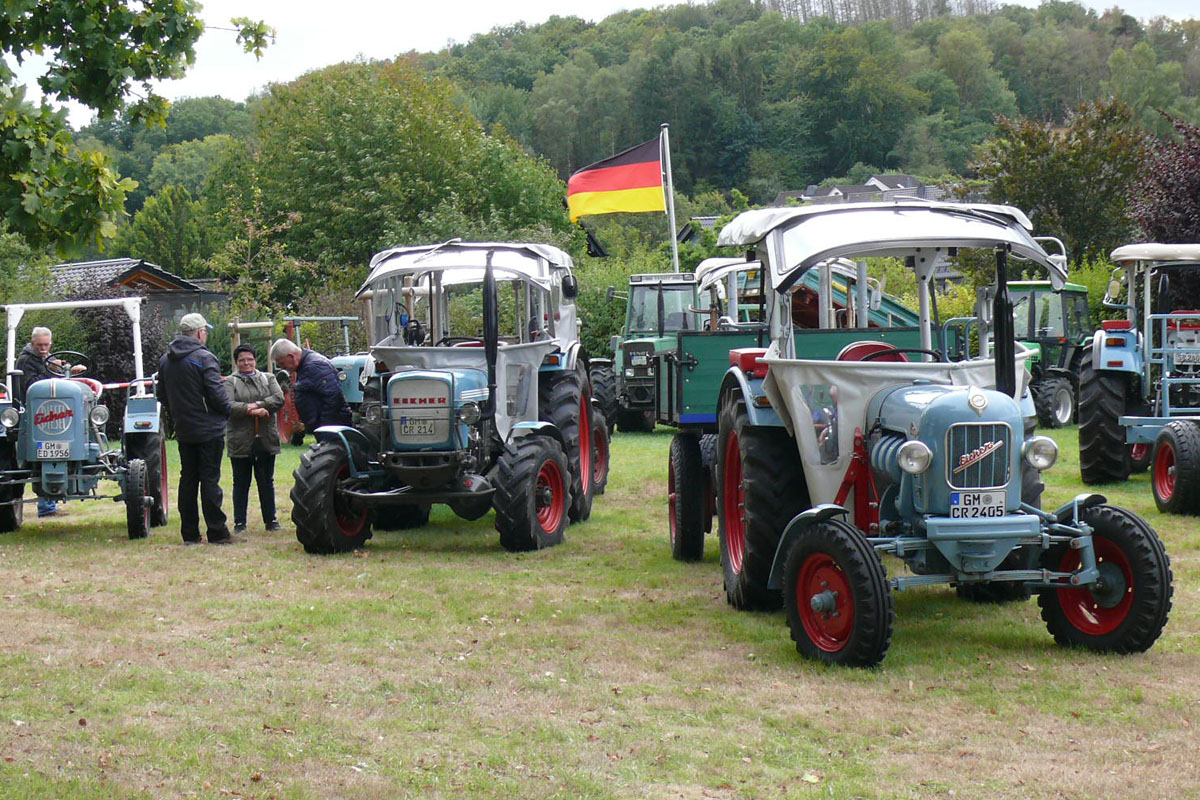 /2022/09/17-09-2022treckerg07.jpg
