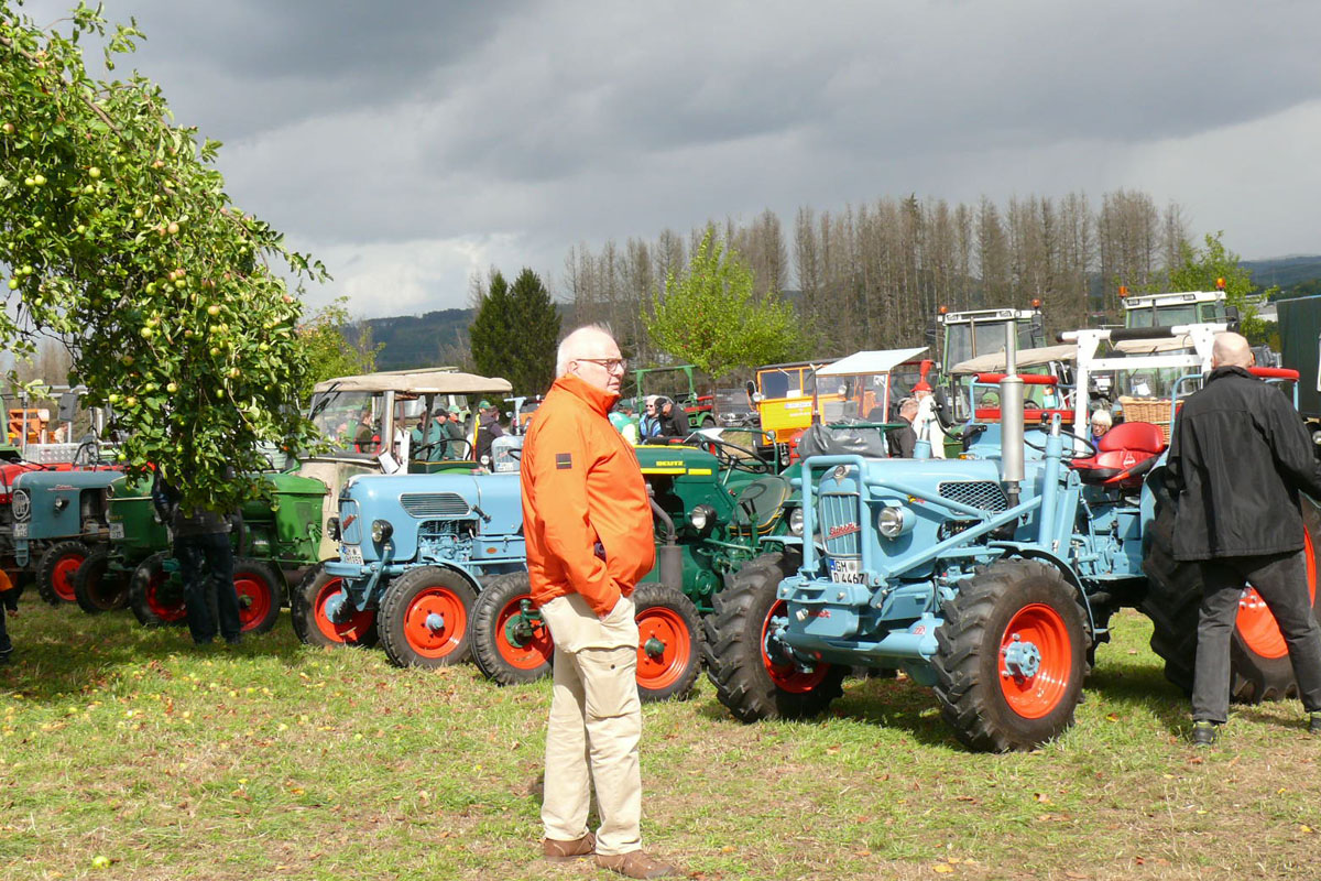/2022/09/17-09-2022treckerg12.jpg