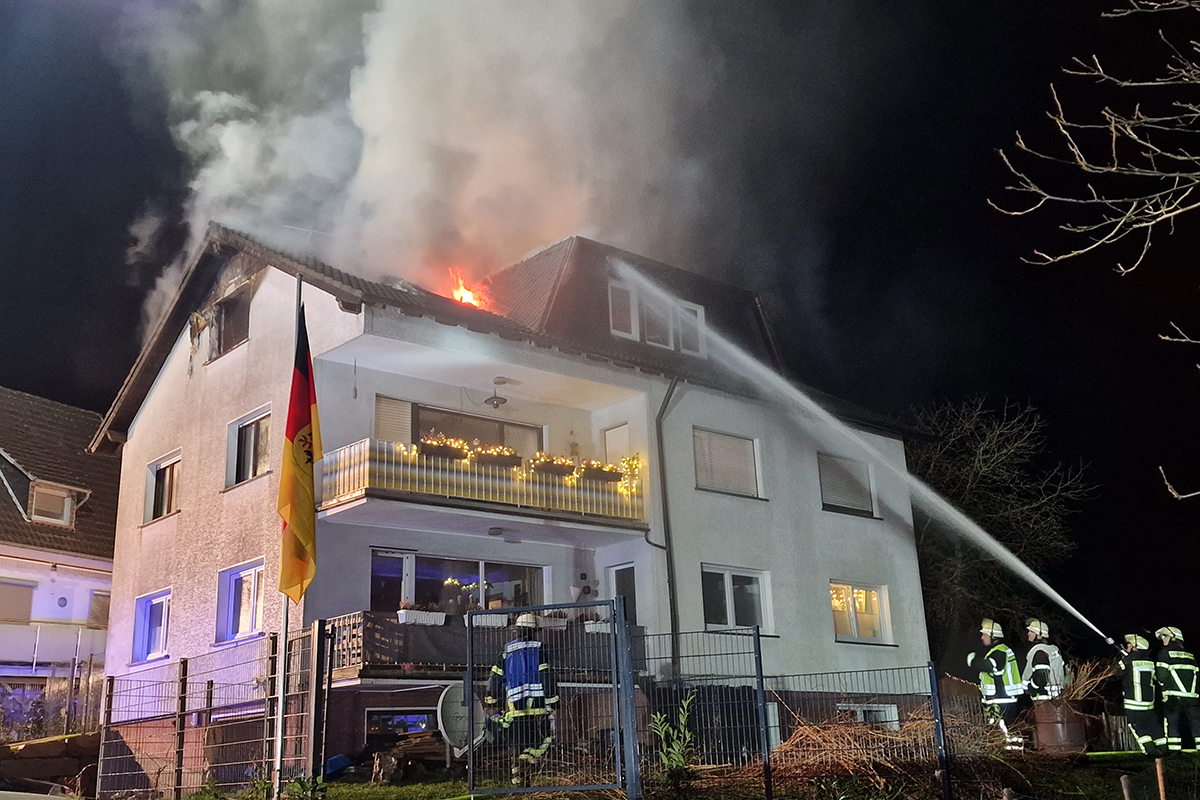 /2022/12/24-12-2022feuerg02.jpg