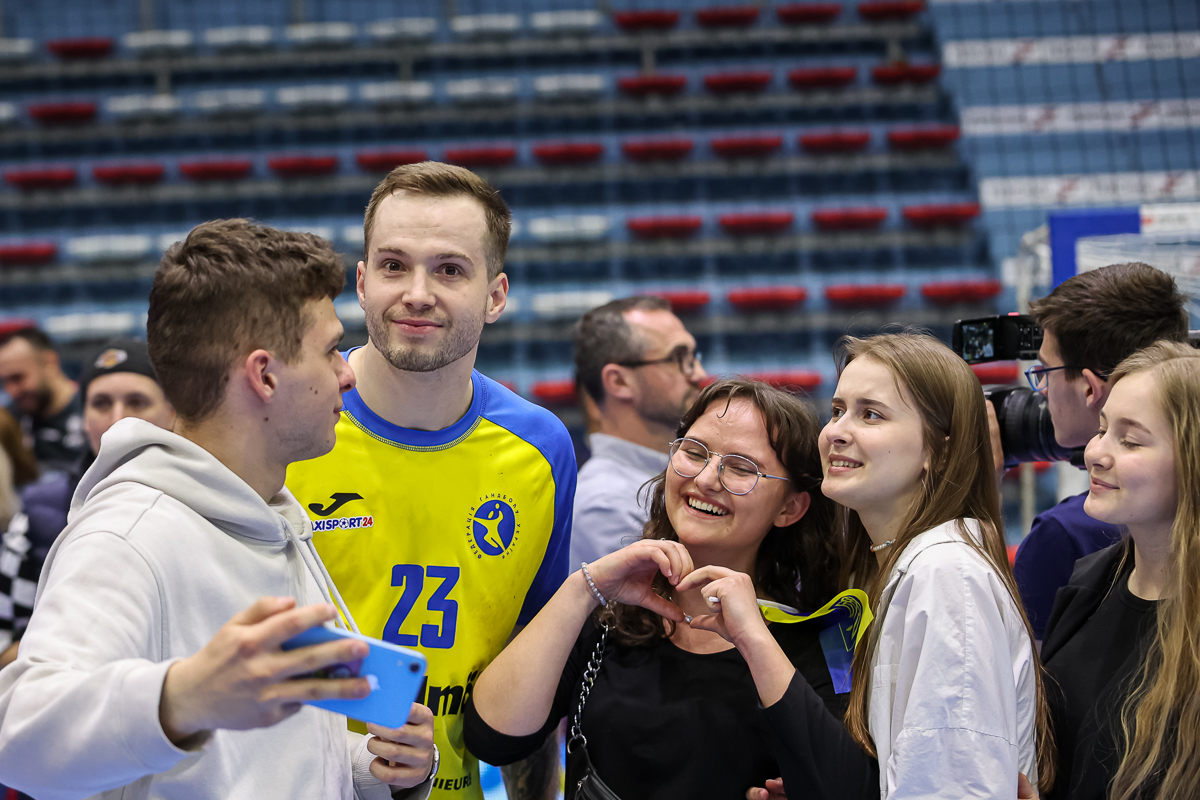 /2023/04/30-04-2023EHF_UKRROM_g44.jpg