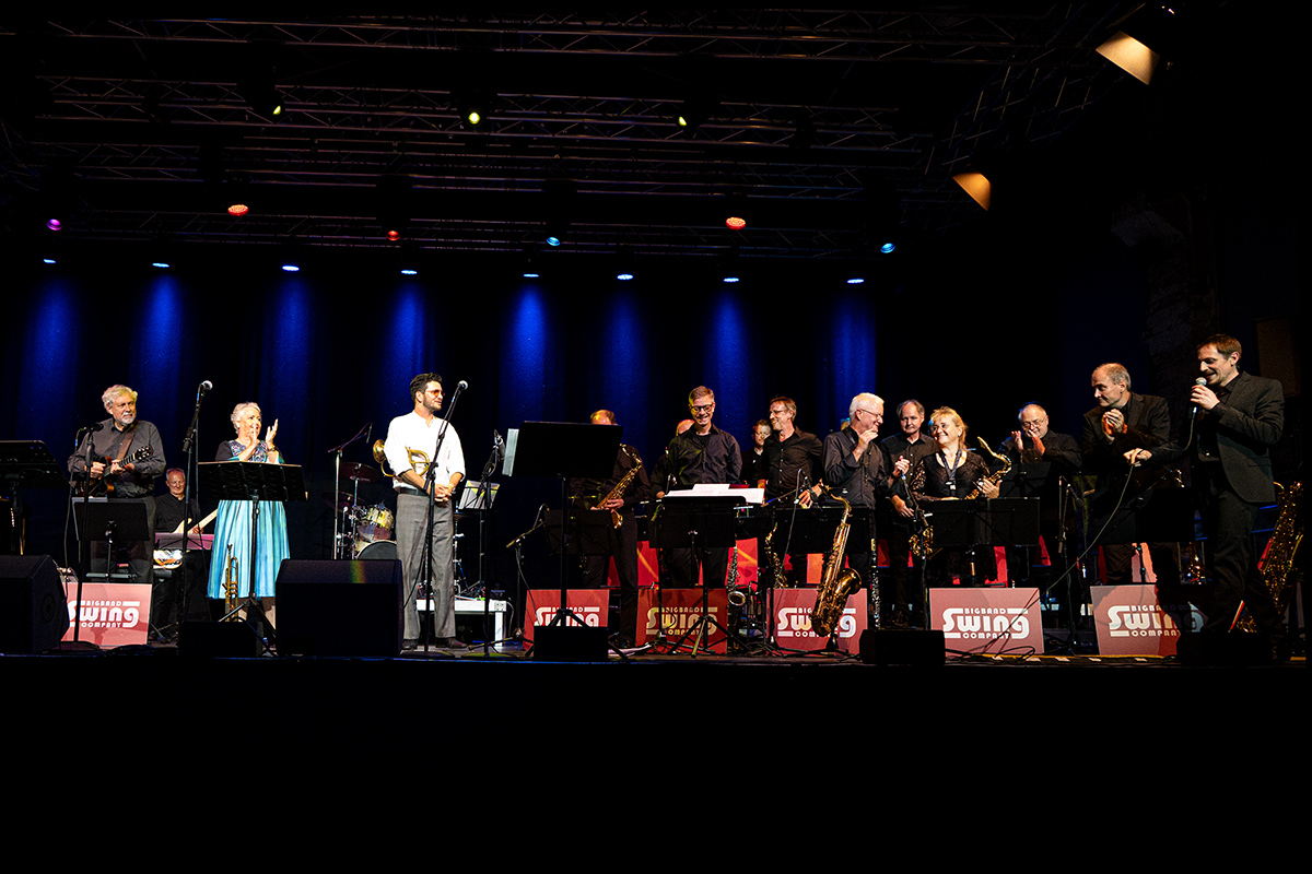 /2024/09/20-09-2024swingcompanyg18.jpg