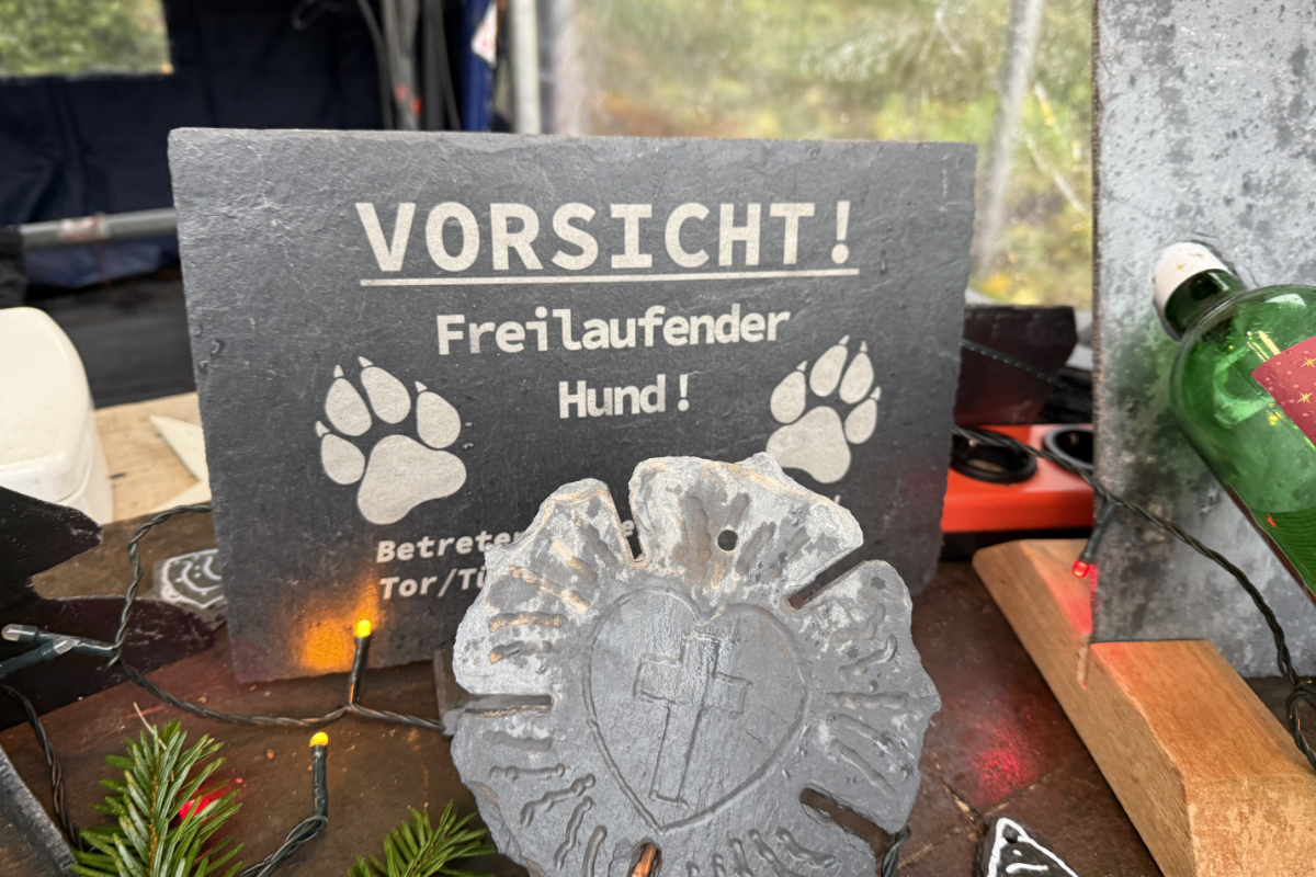 /2024/12/06-12-2024Weihnachtsmarktg04.jpg