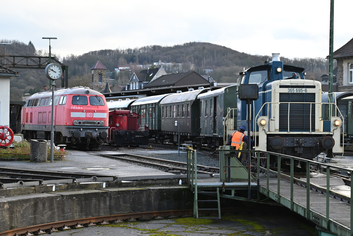 /2024/12/08-12-2024nikolauszug03.JPG