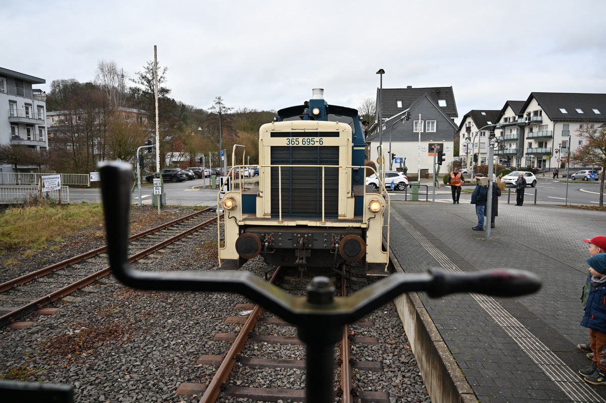 /2024/12/08-12-2024nikolauszug22.JPG