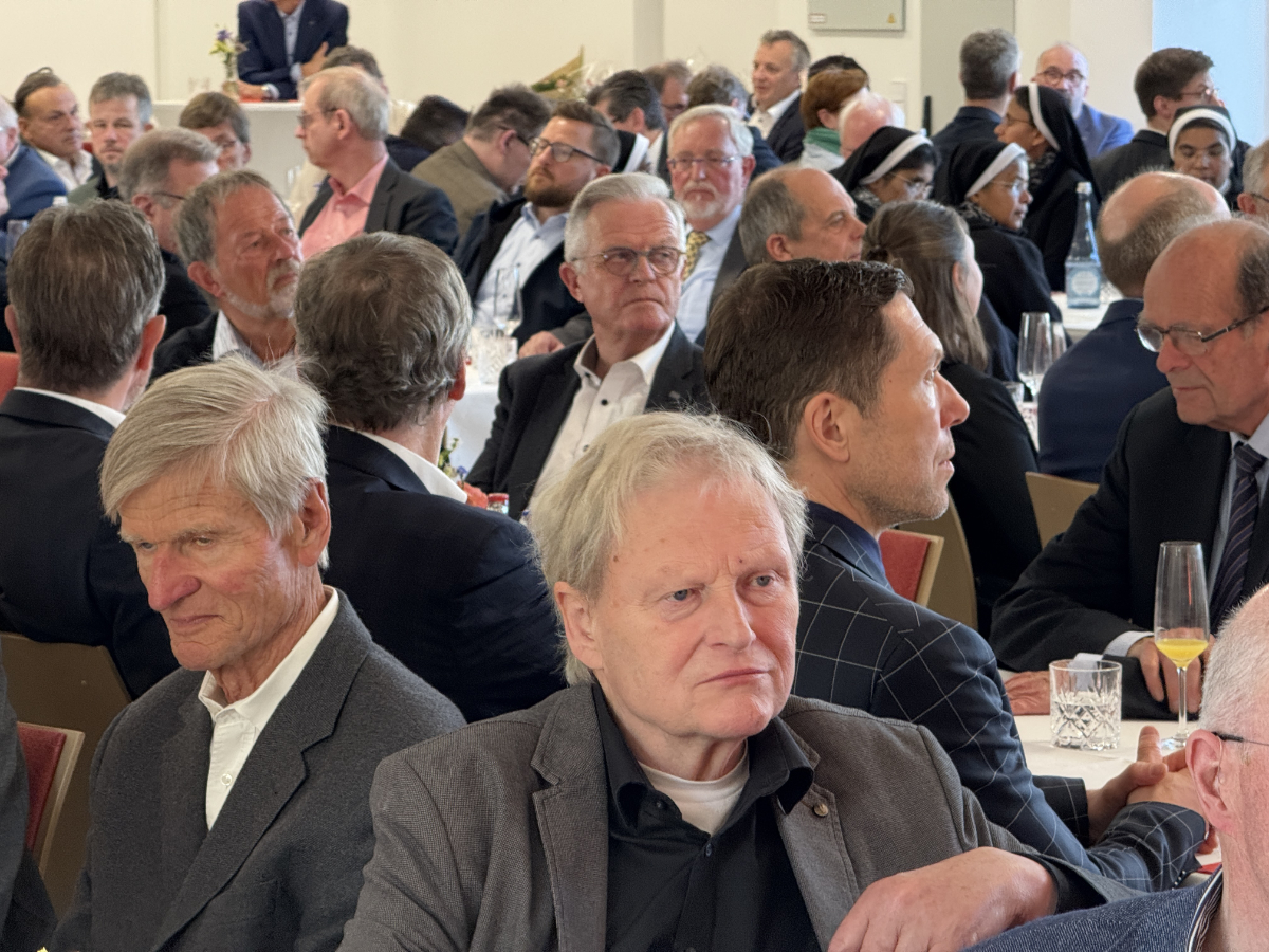 /2025/04/04-04-2025Rothauseng14.jpg