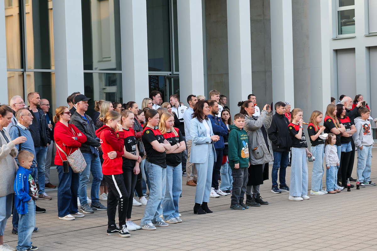/2025/04/10-04-2025Sp-Ehrung_g18.jpg