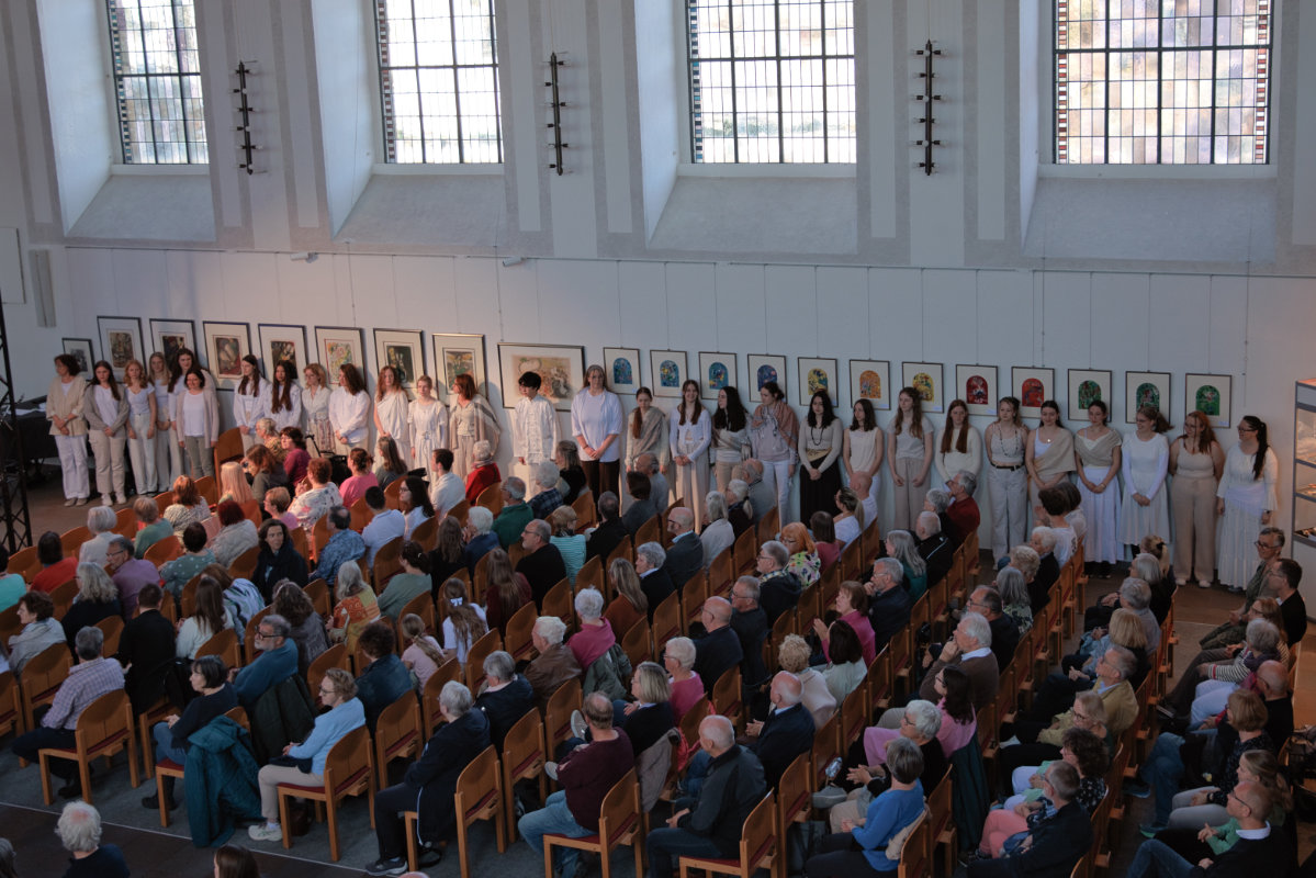 /2025/04/13-04-2025musicalg01.jpg