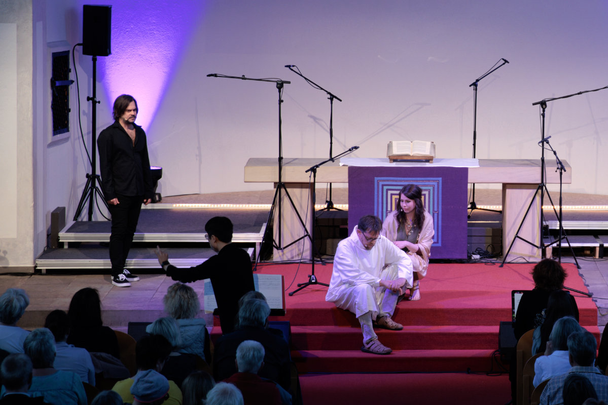 /2025/04/13-04-2025musicalg07.jpg