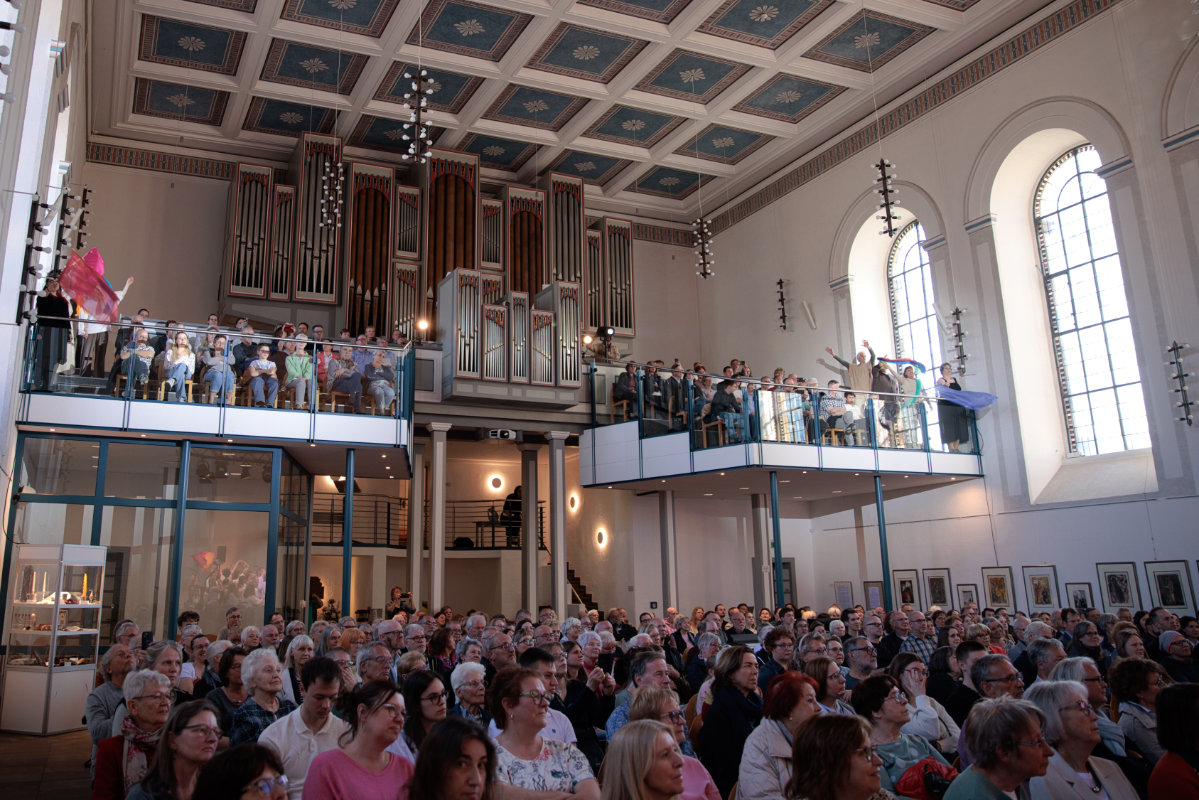 /2025/04/13-04-2025musicalg11.jpg