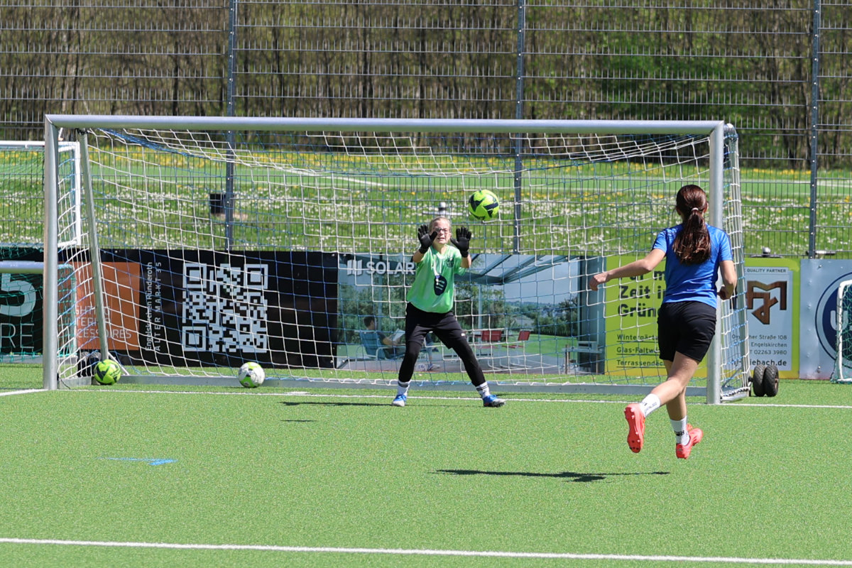 /2025/04/29-04-2025maedcheng03.jpg