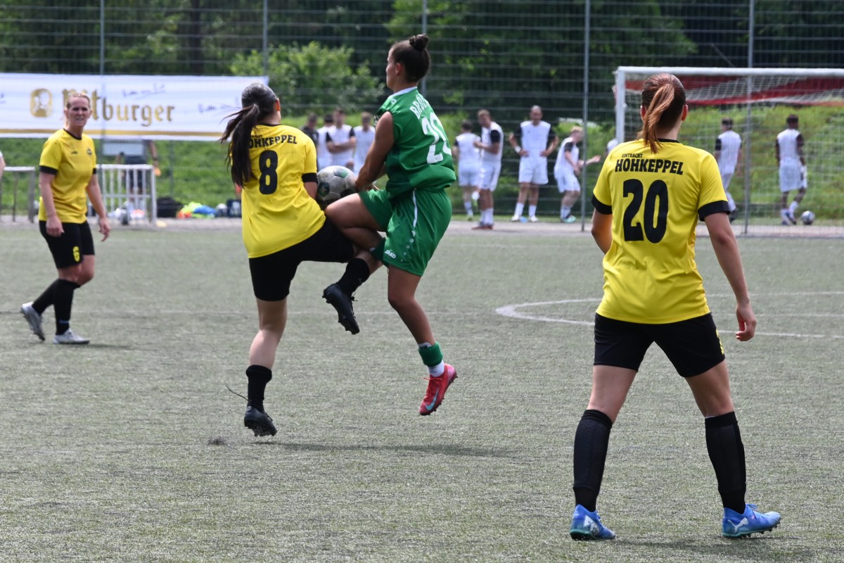 /2025/06/22-06-2025frauenfinaleg19.jpg