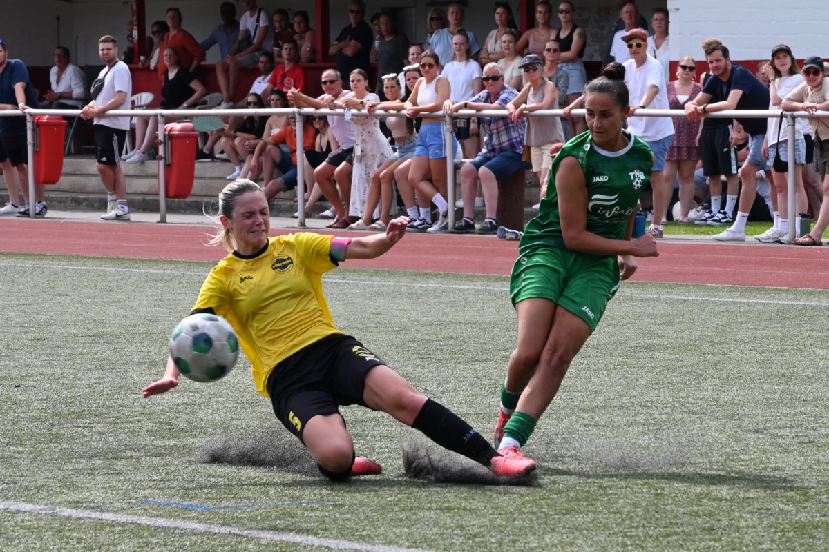 /2025/06/22-06-2025frauenfinaleg35.jpg