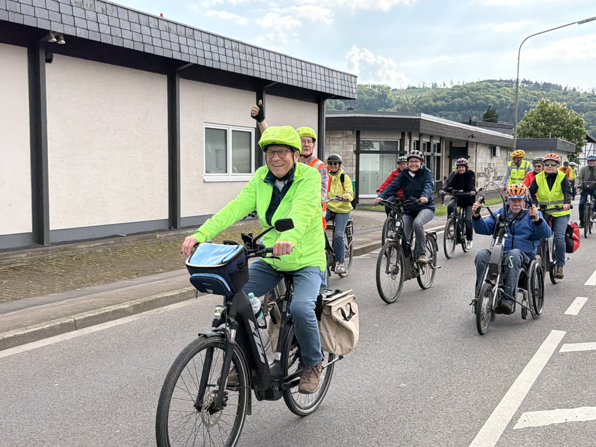 /2026/05/09-05-2026Radg10.jpg