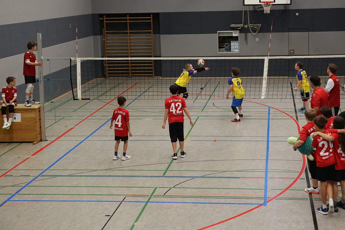 /2026/05/09-05-2026volleyballg%2021.JPG