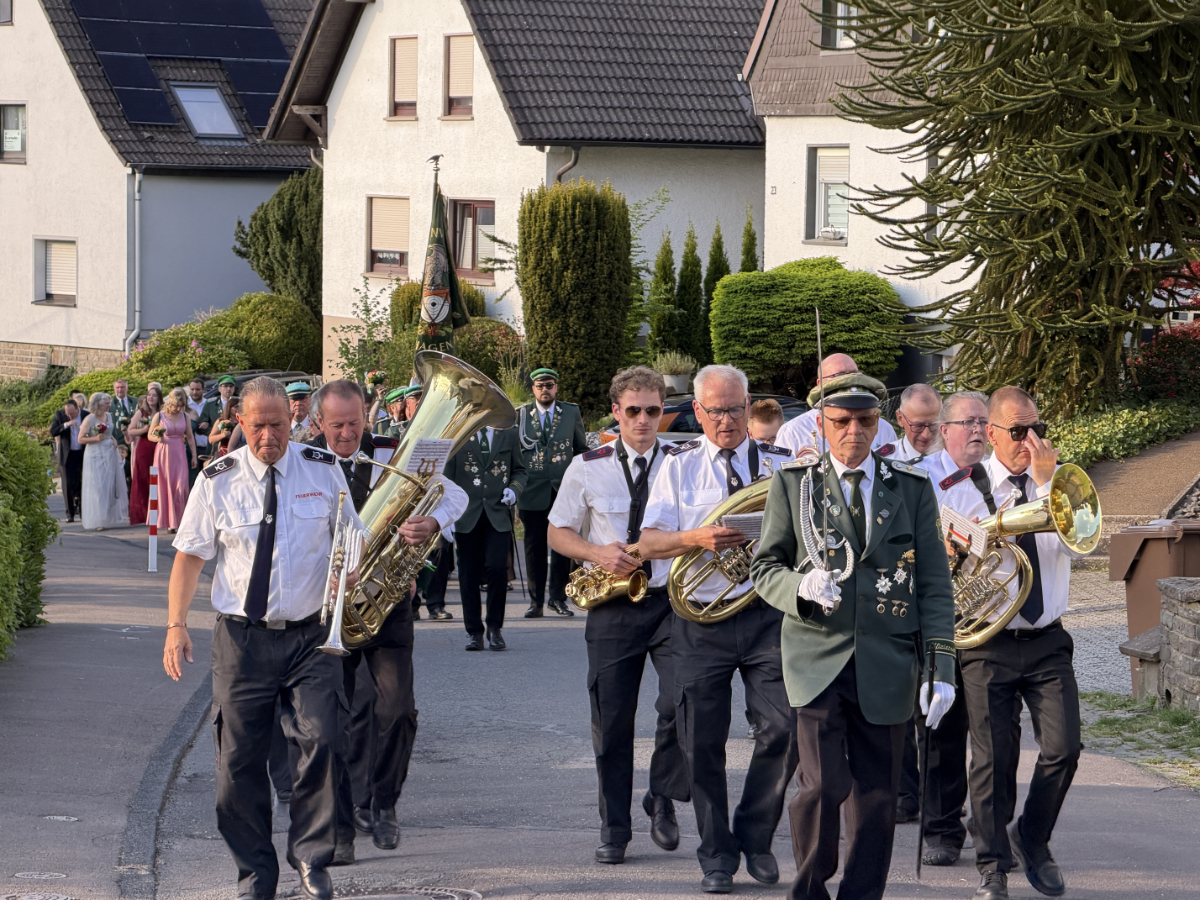 /2026/05/10-05-2026Schuetzeng22.jpg