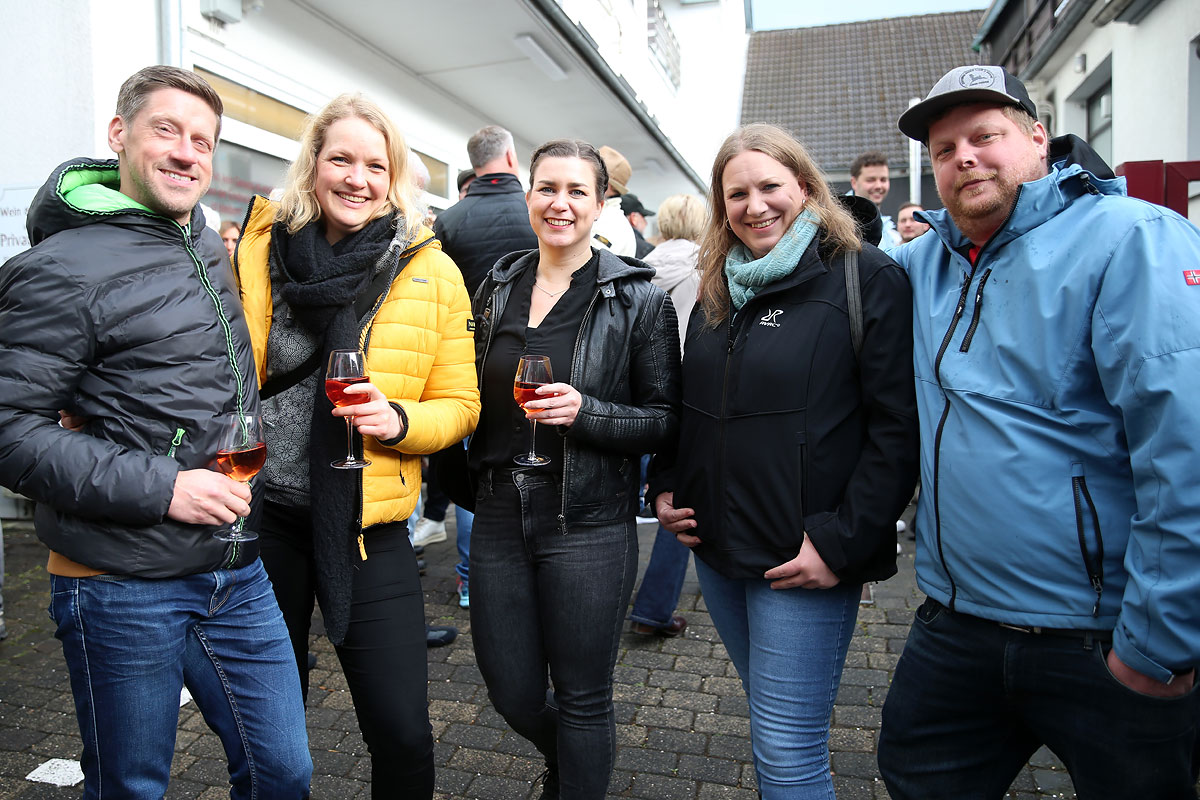 /2026/05/13-05-2026kneipenbummelg01.jpg