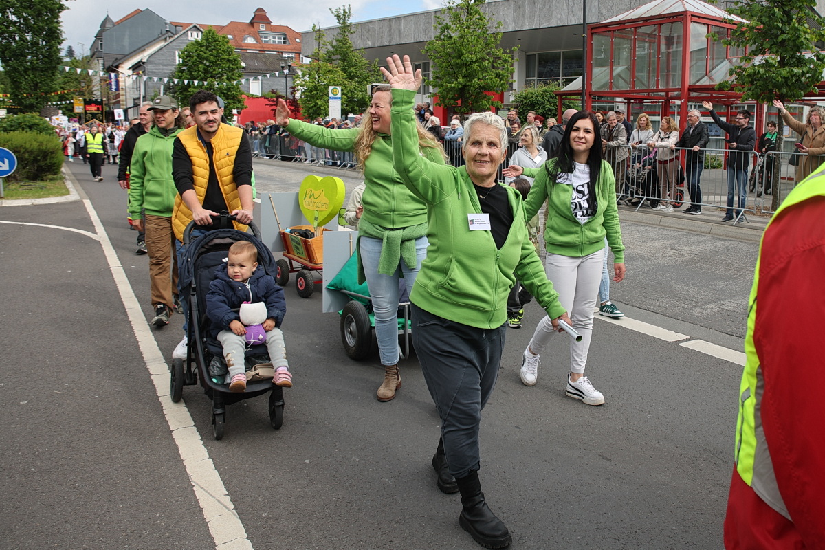 /2026/05/17-05-2026festzugg%2036.JPG