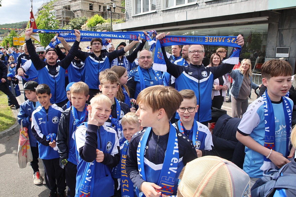 /2026/05/17-05-2026festzugg%2046.JPG