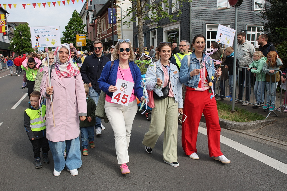 /2026/05/17-05-2026festzugg%2053.JPG
