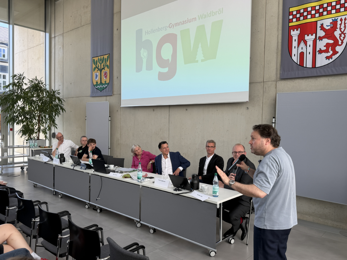 /2026/05/29-05-2026Podiumg04.jpg