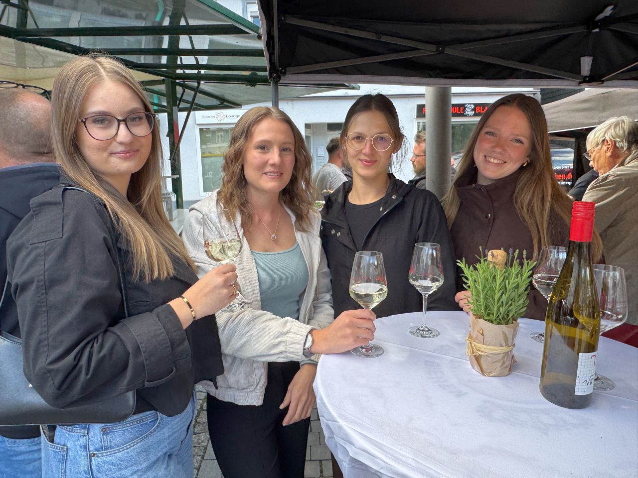 /2026/06/130626-Weinfest-G08.jpg