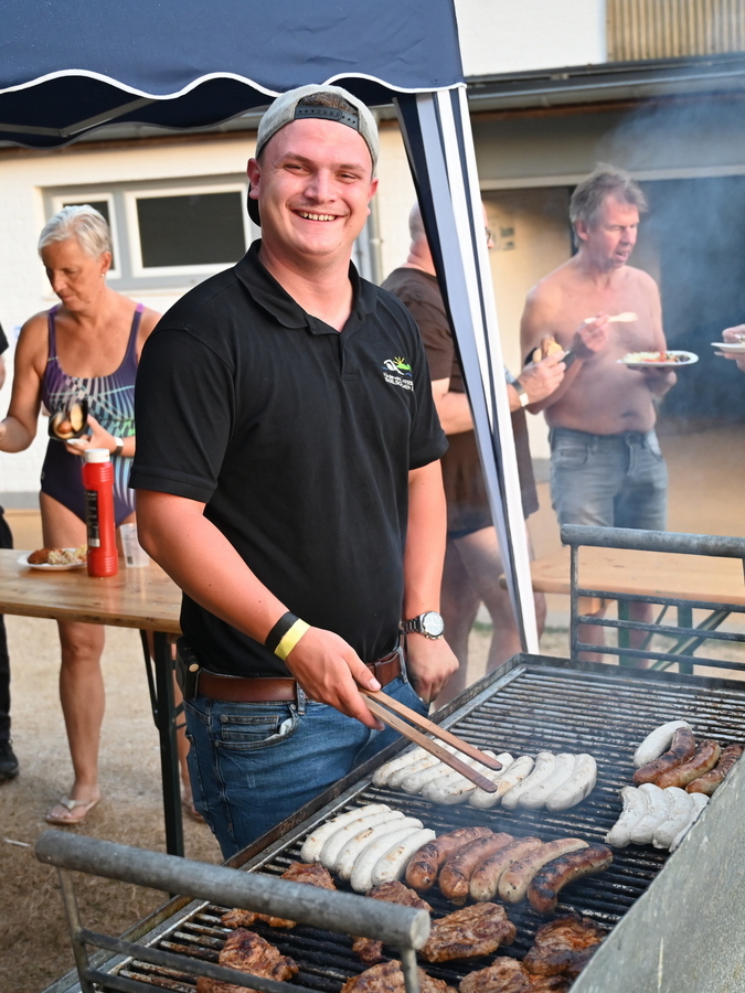 /2026/08/08-08-2026moonlightg19.JPG