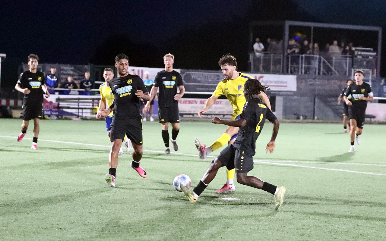 /2026/08/26-08-2026-Pokal-Schoenenbach-Nuembrecht-48.JPG