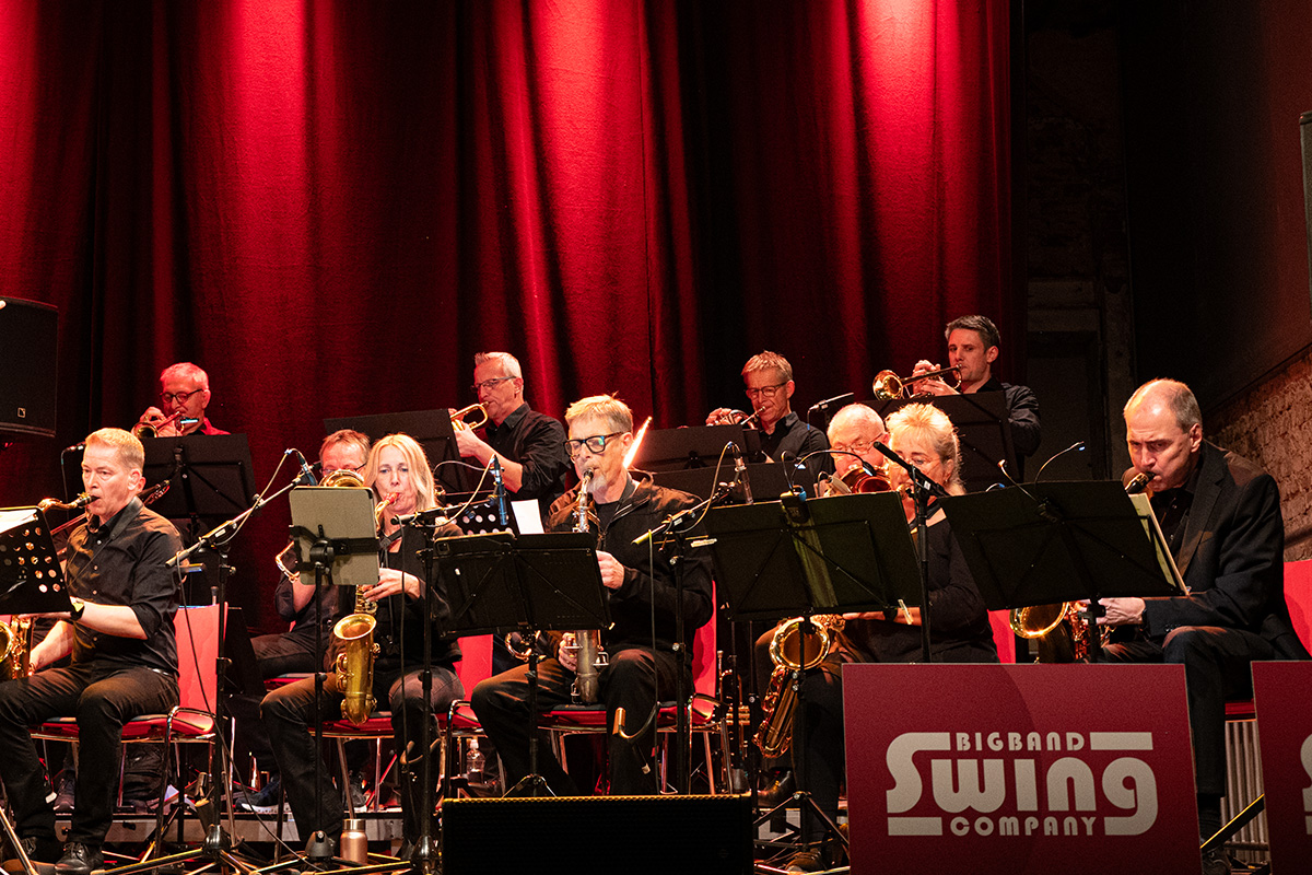 /2026/10/09-10-2026swingcompanyg14.jpg