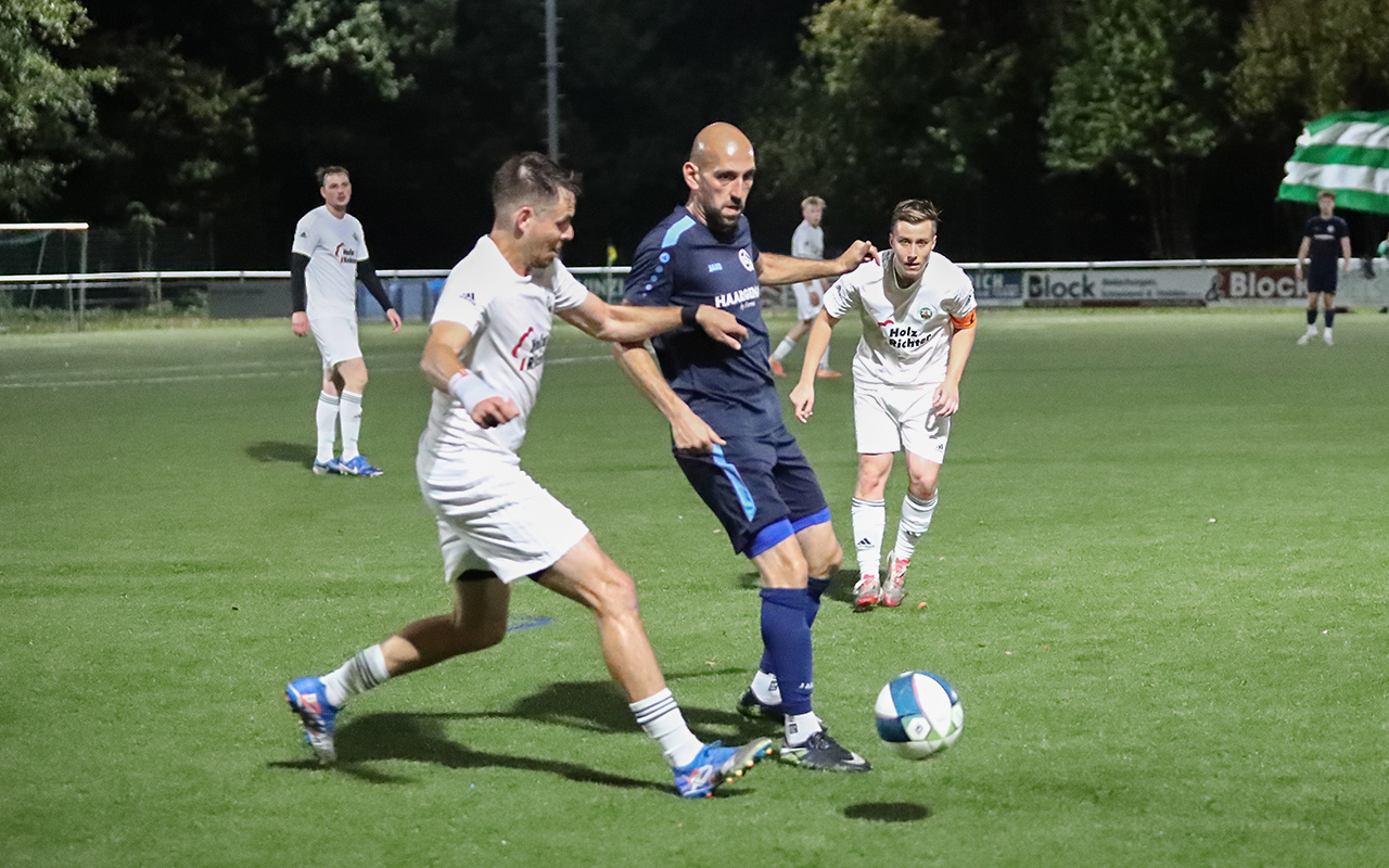 /2026/10/14-10-2026-FKLA-Waldbroel-Lindlar2-40.JPG