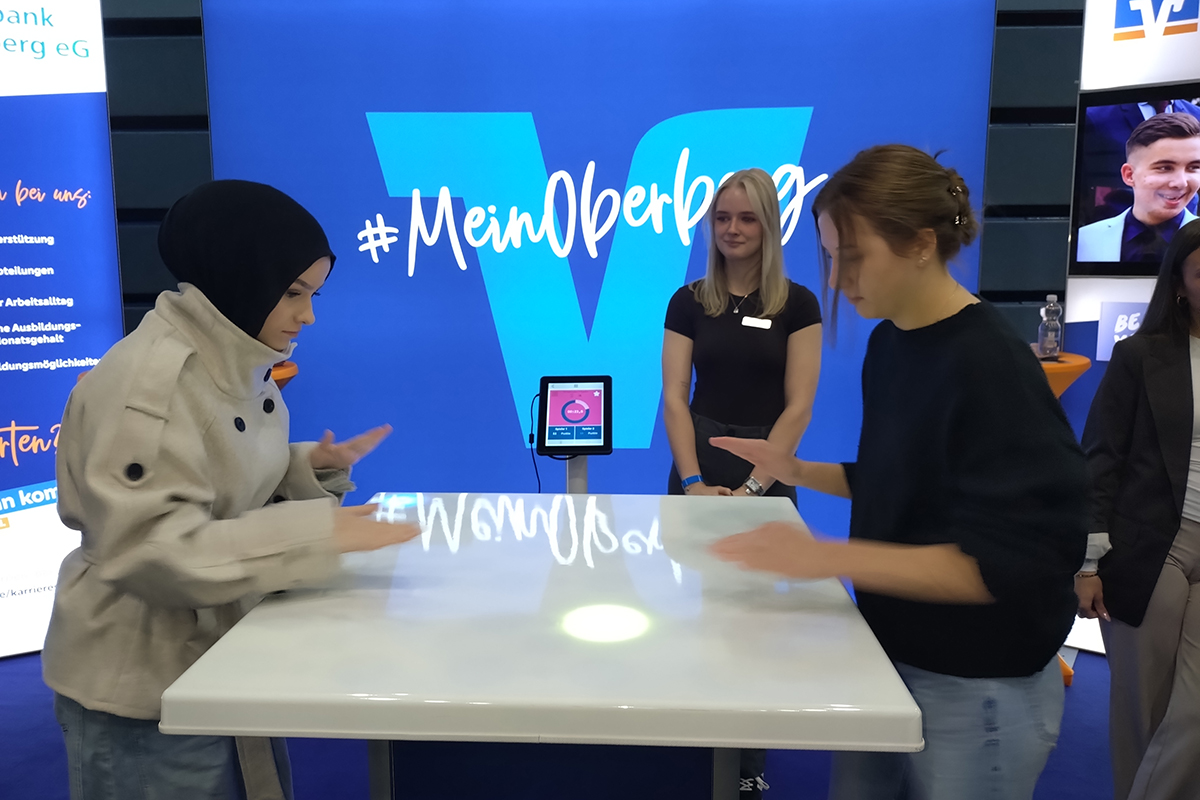 /2026/10/15-10-2026messe4.jpg