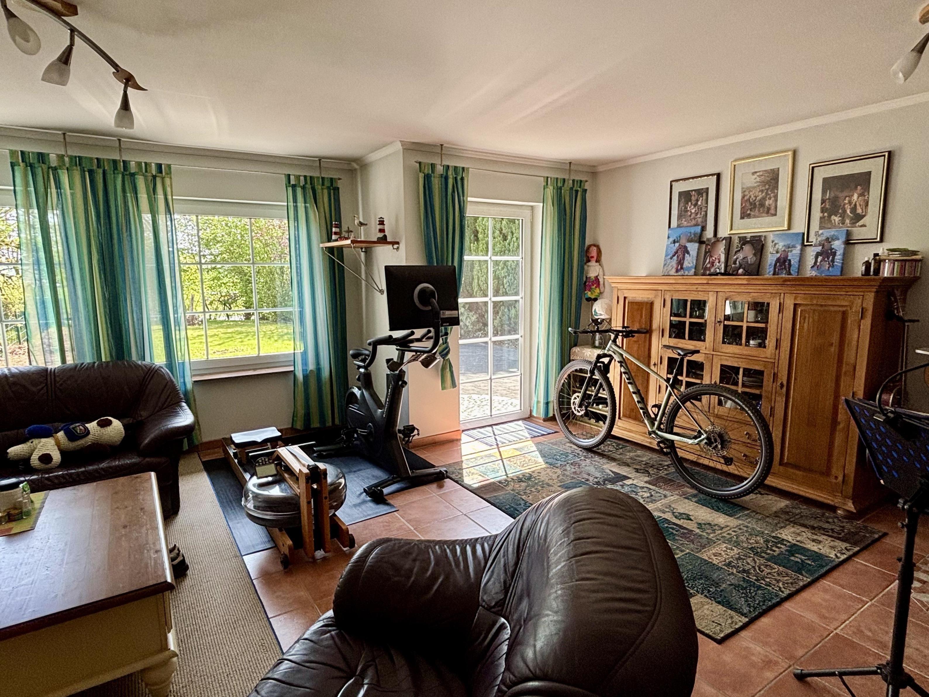 /Immobilien/Importierte%20Bilder/77117601_1.jpg